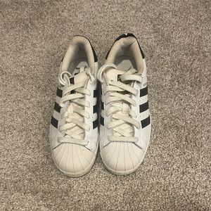 Adidas superstar
